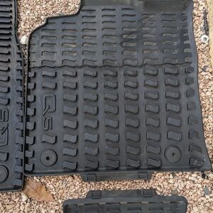 Black Q5 Car Floor Mats